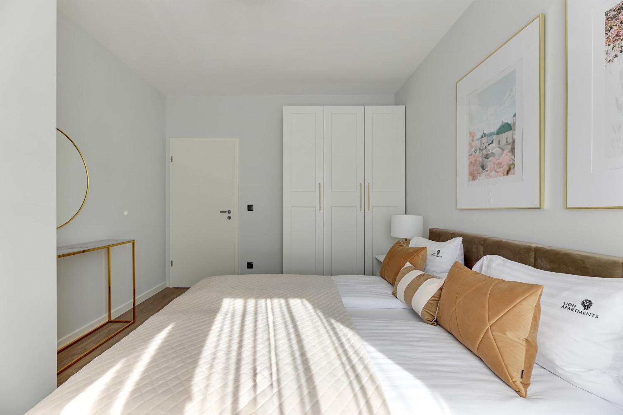 Scala City Center Magic Apartments With Parking By Lion Apartments グダニスク エクステリア 写真