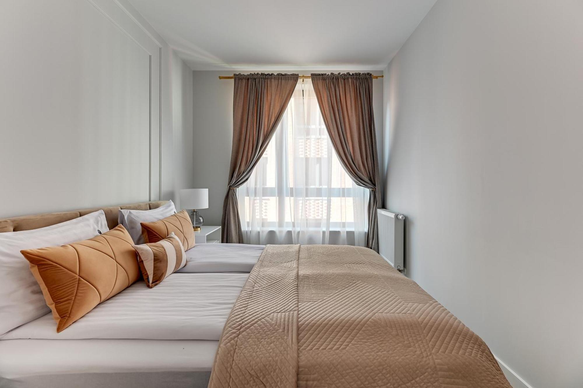 Scala City Center Magic Apartments With Parking By Lion Apartments グダニスク エクステリア 写真